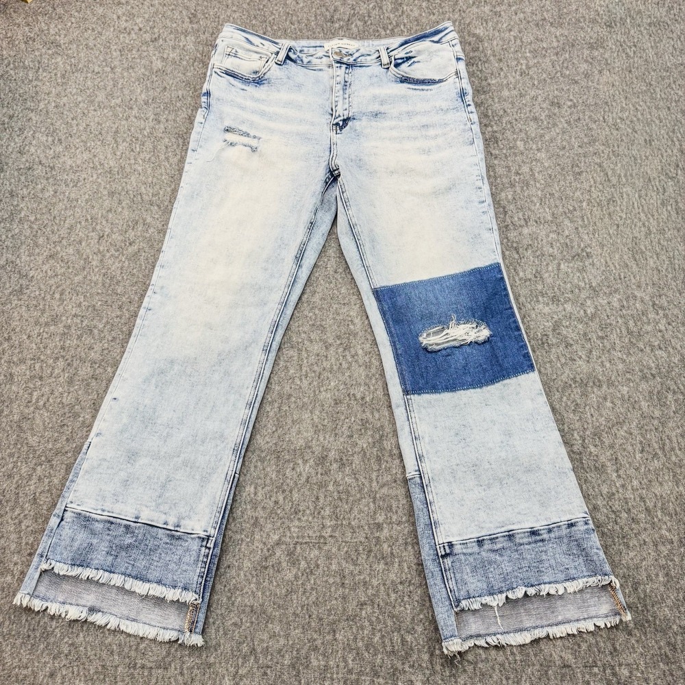 Flying Monkey Straight Leg Women 31 Light Acid Wash Patchwork Distressed Jean - Picture 2 of 9